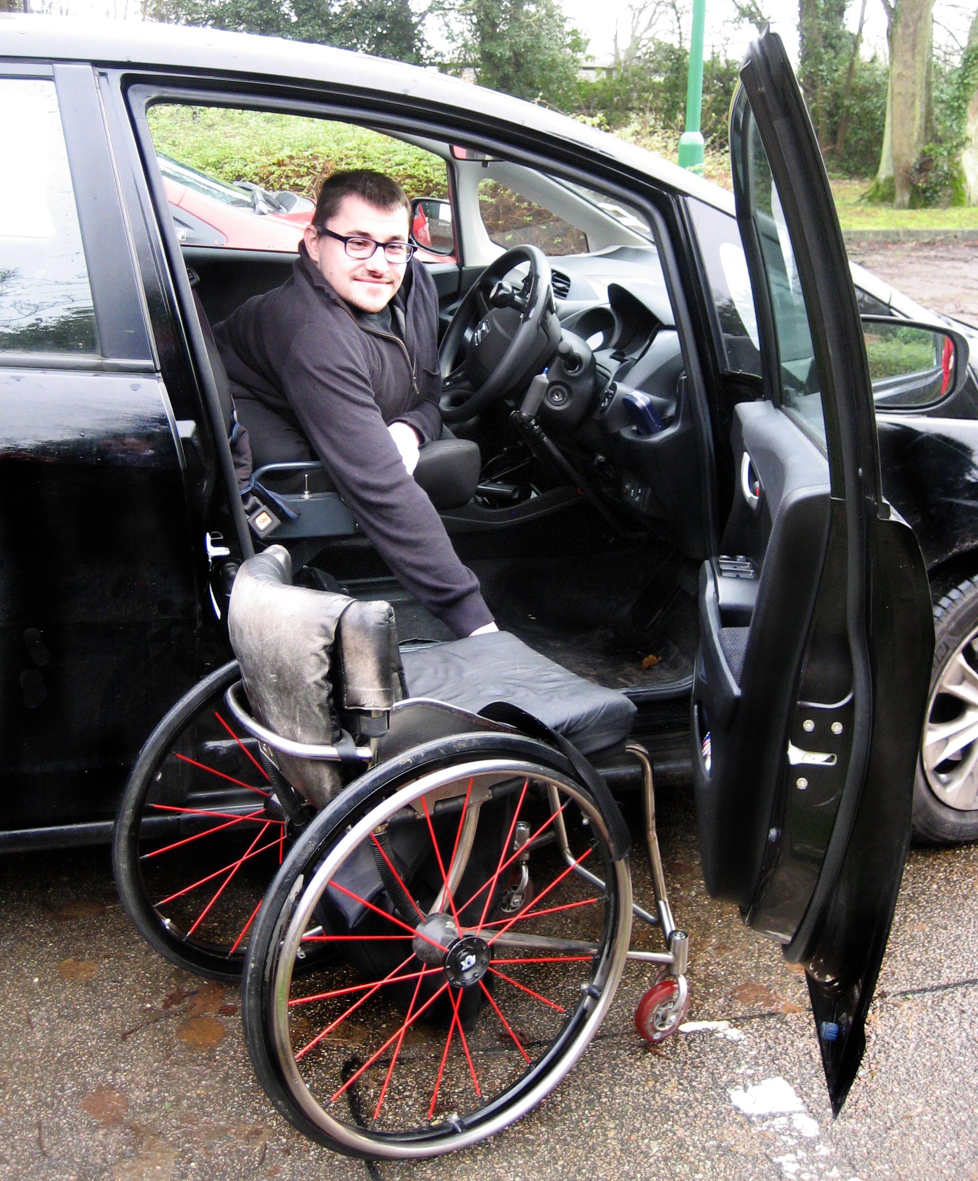 ShopMobility UK and Disabled Motoring UK – working together to achieve the best mobility opportunities for all